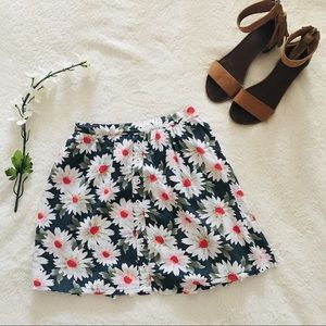 $5 W/ BUNDLE Hollister Dark Green Floral Skirt
